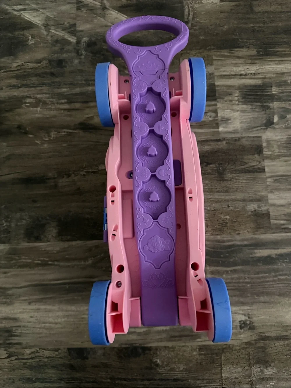 Little People gently easily move